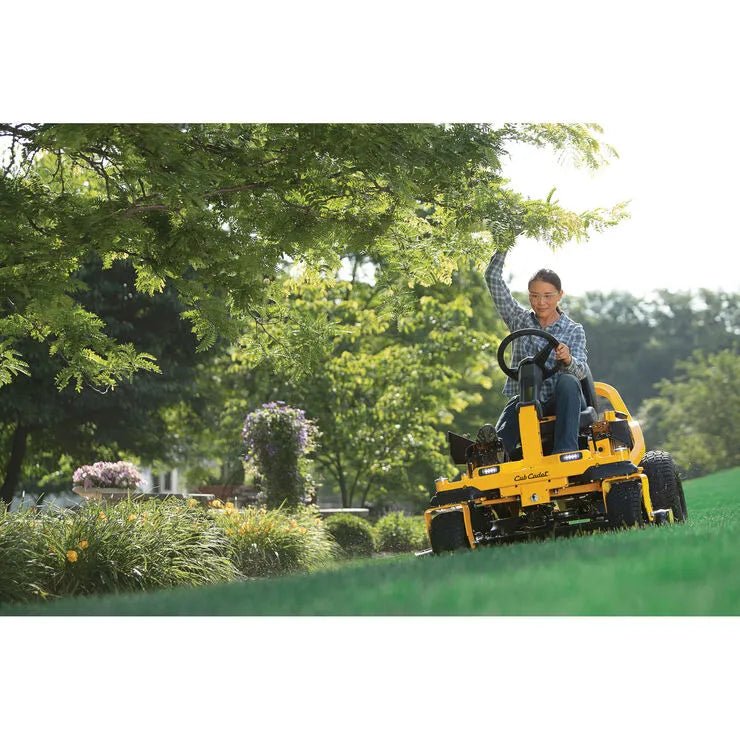 Cub-Cadet_ZTS142_2000x2000_14